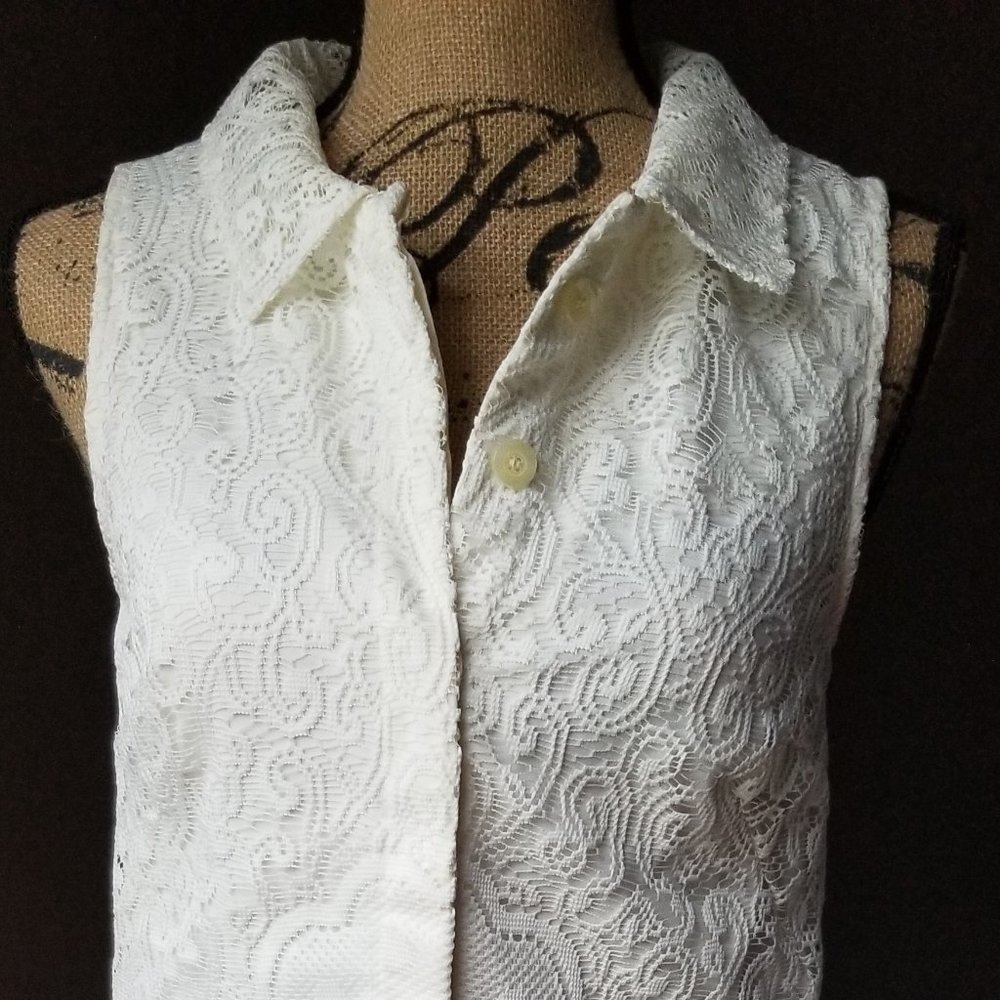 White crochet sleeveless collared dress button-front